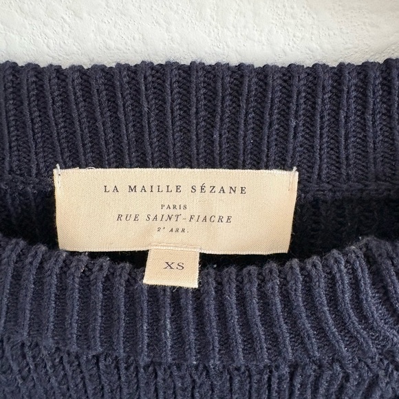 Sézane Knit Jumper with Gold Button Detail Navy Blue Sweater - Picture 4 of 11